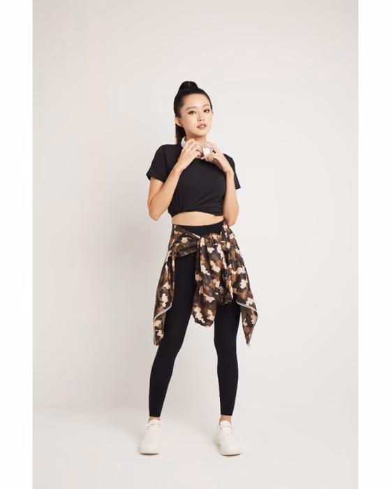AULORA black wellness top